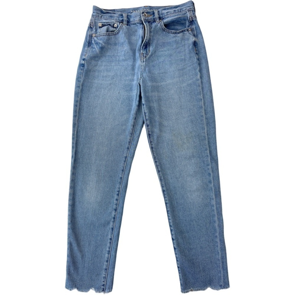 ✅ American Eagle Light Blue Mom Jeans size 4 light blue wash